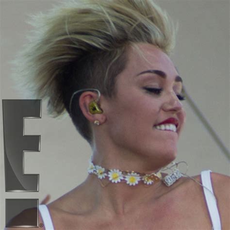 miley cyrus nip